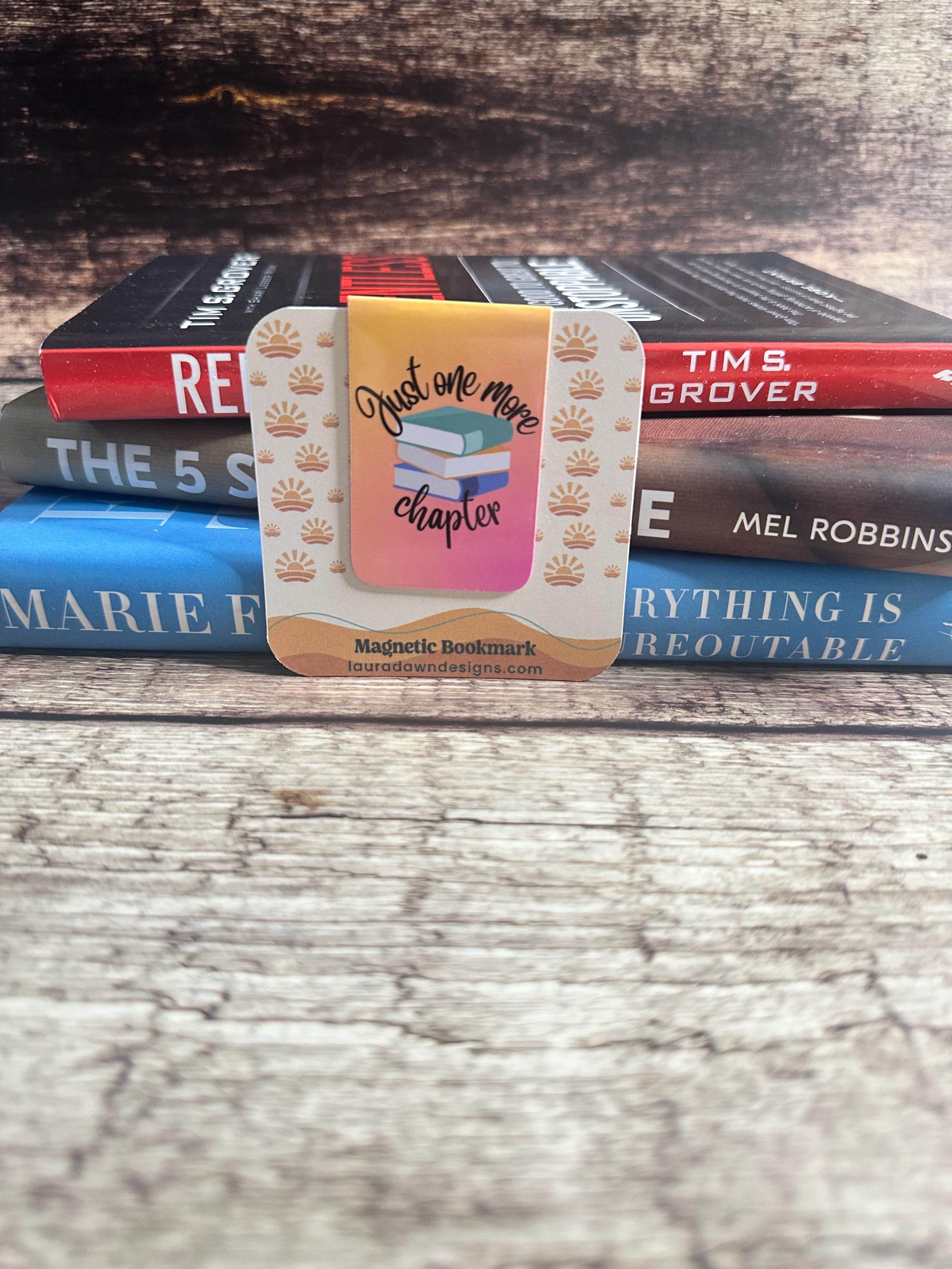 Magnetic Bookmark: Just One More Chapter - Book Lover Gift